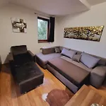 Kamzik With Mountain View & Garage Donovaly