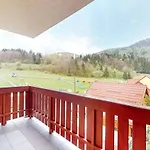 Kamzik With Mountain View & Garage *