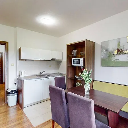 Διαμέρισμα Kamzik Hill View With Garage *