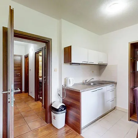 Kamzik Hill View With Garage شقة *