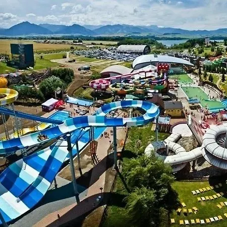 Kamzik With Mountain View & Garage Apartment *